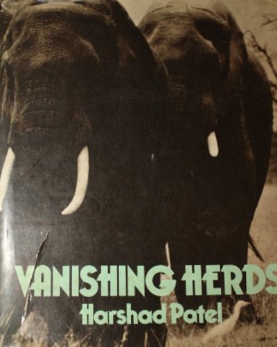 9780812816297-Vanishing Herds.