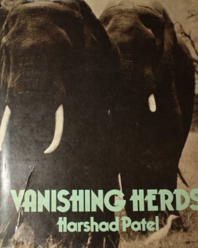 9780812816297-Vanishing Herds.