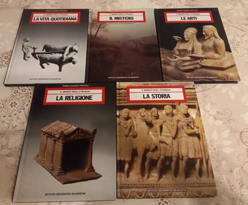 Il mondo degli etruschi. Serie completa in cinque volumi: