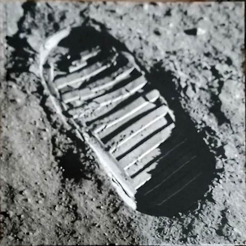 The NASA archives. 60 years in Space.