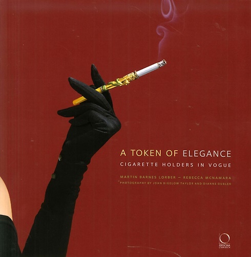 9788897737629-A Token of Elegance. Cigarette Holders in Vogue.
