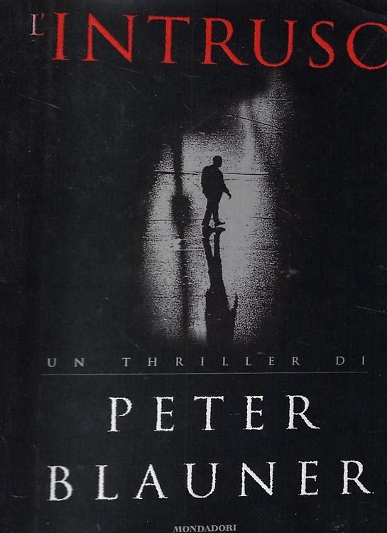 9788804422457-L'intruso.