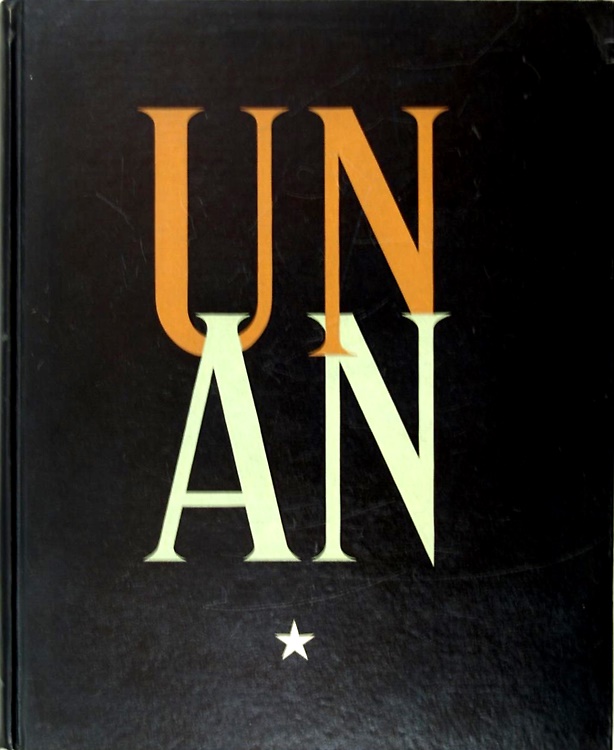 Un an.