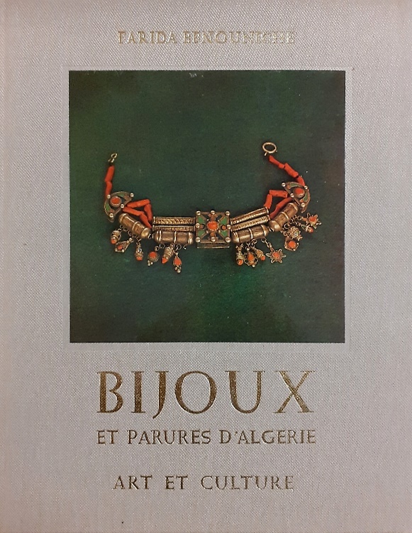 Bijoux et parures d' Algerie.