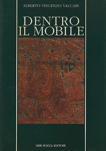Dentro il mobile.