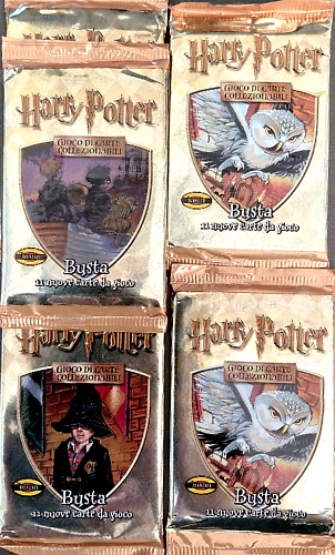 Harry Potter. Busta di 11 nuove carte da gioco.